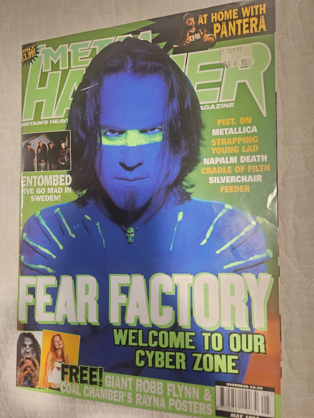 Metal Hammer Magazine - Feat. Metallica, Silverchair